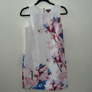 Vince Camuto pink white and blue dress! Only worn once! Size 4P